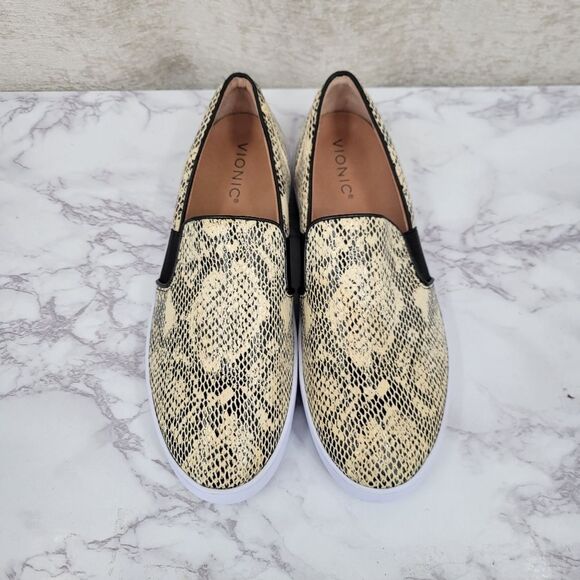 Vionic Women's Demetra Snake Embossed Slip On Sneakers Size 8 - Picture 1 of 13